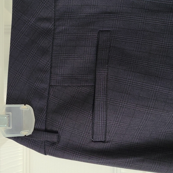 Banana Republic Dress Pants - Picture 5 of 7